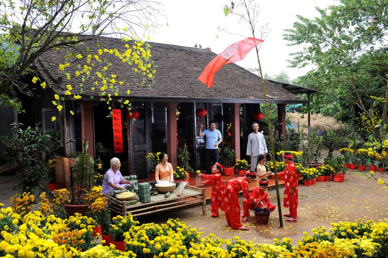 People celebrating Tết Nguyen Dan in Vietnam